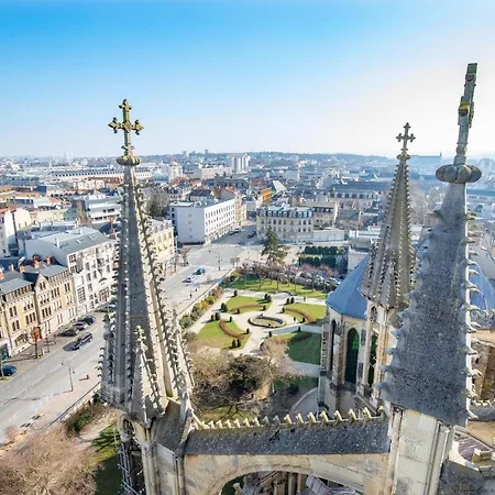 View, Pool And On The Champagne Vineyard Saint-Thierry